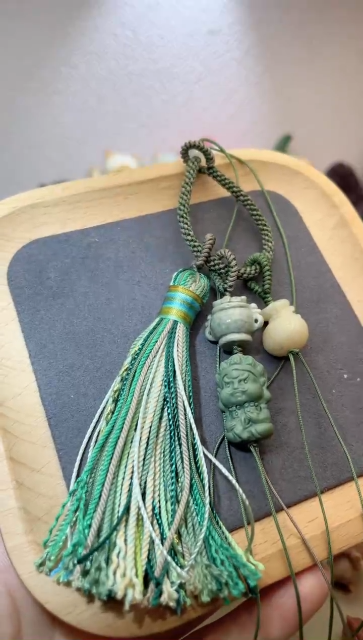 【闪购商品】石英质玉挂饰未镶嵌定制聚宝盆财神包挂