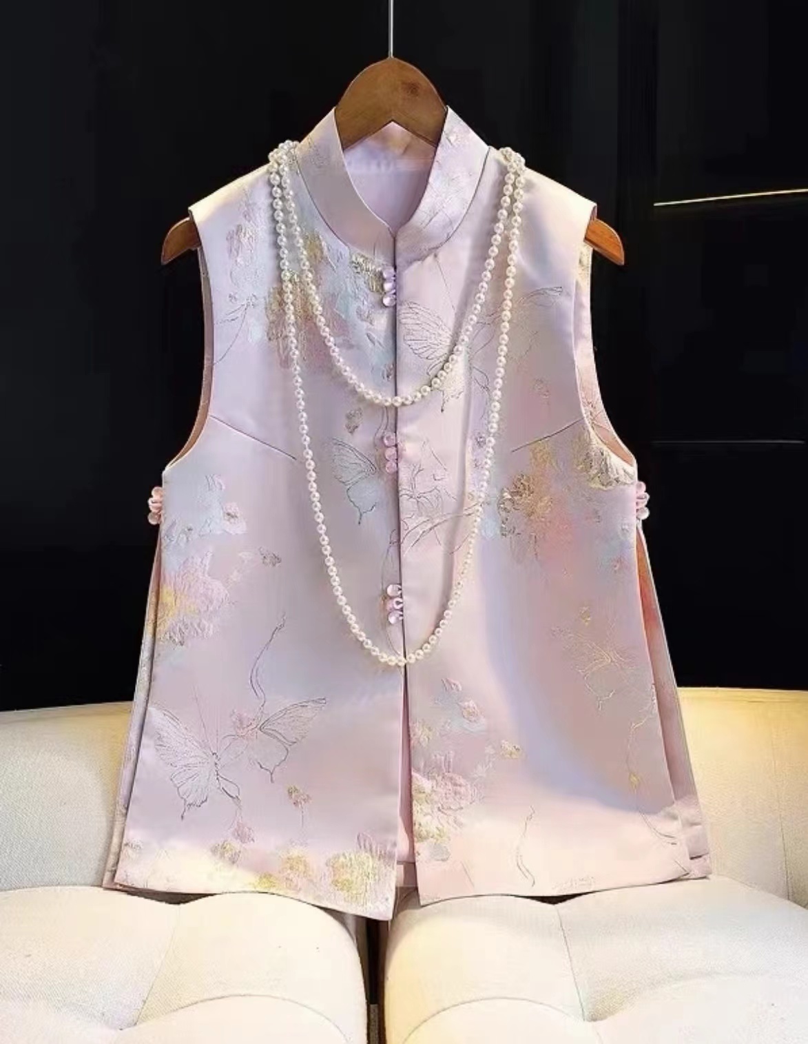 【蝴蝶】新中式早春新款款织锦提花时尚气质简约百搭显瘦马甲无袖