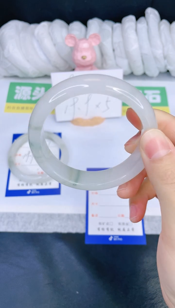 【闪购商品】石英质玉手镯未镶嵌X8-53.8