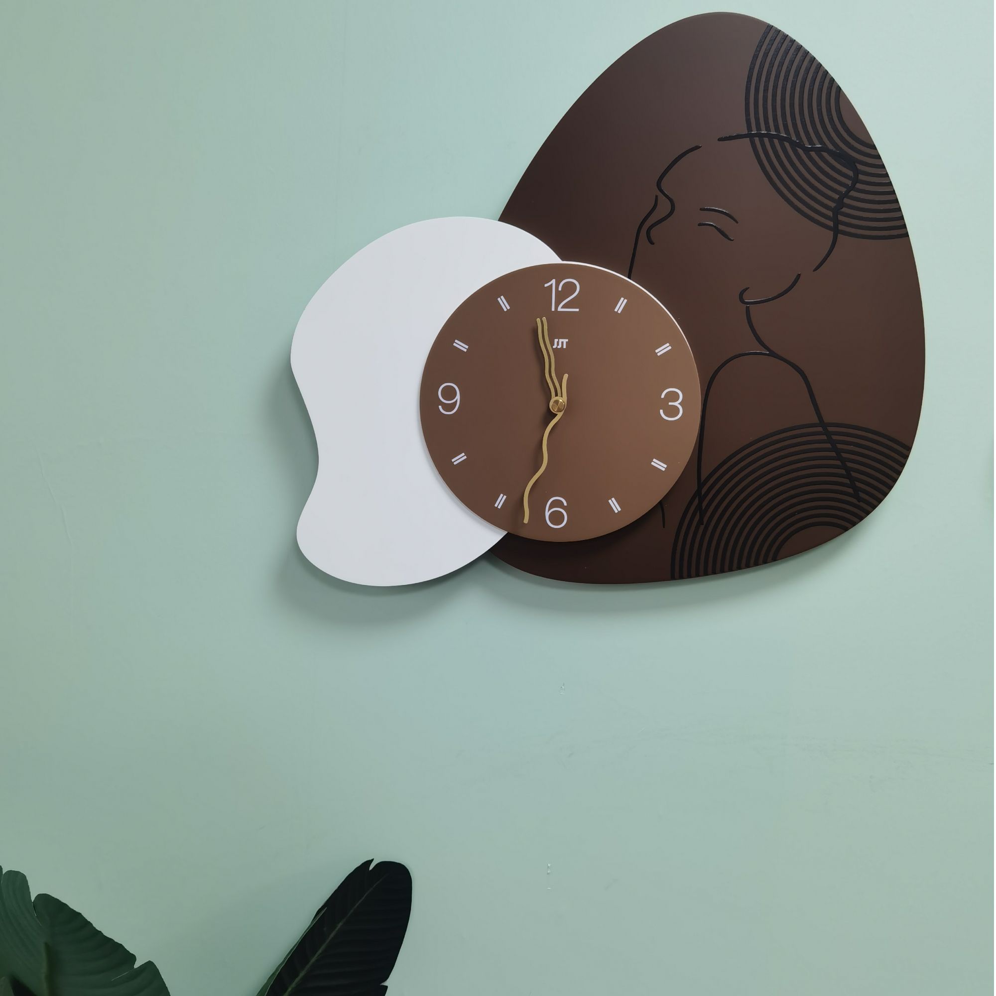 创意轻奢北欧风高级感家用客厅挂钟2024新款静音客厅卧室背景墙表