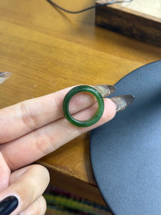 和田碧玉戒圈俄料碧玉