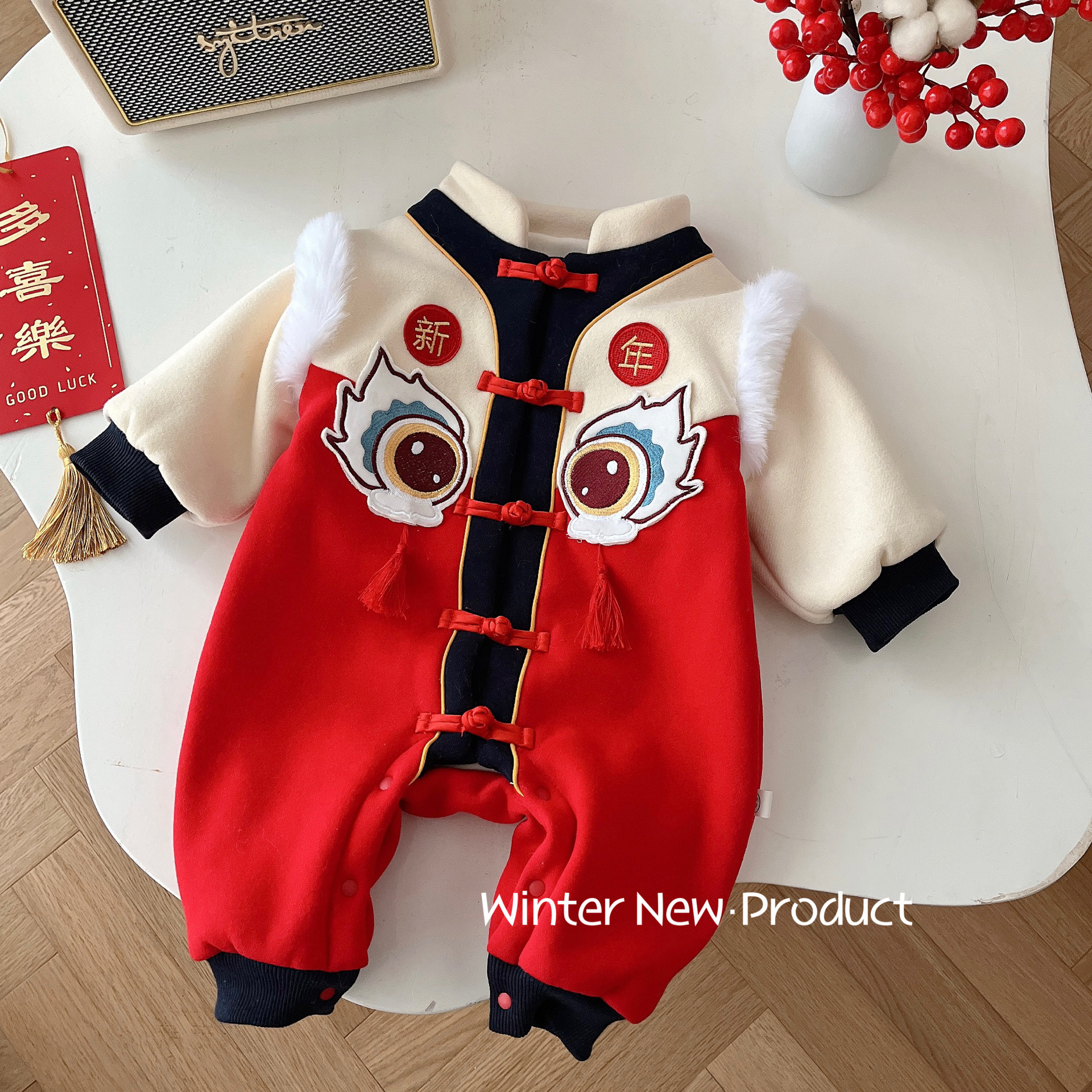 婴儿加绒拜年服 0-2岁冬季男女宝宝民族风拼色刺绣爬服婴儿连体衣
