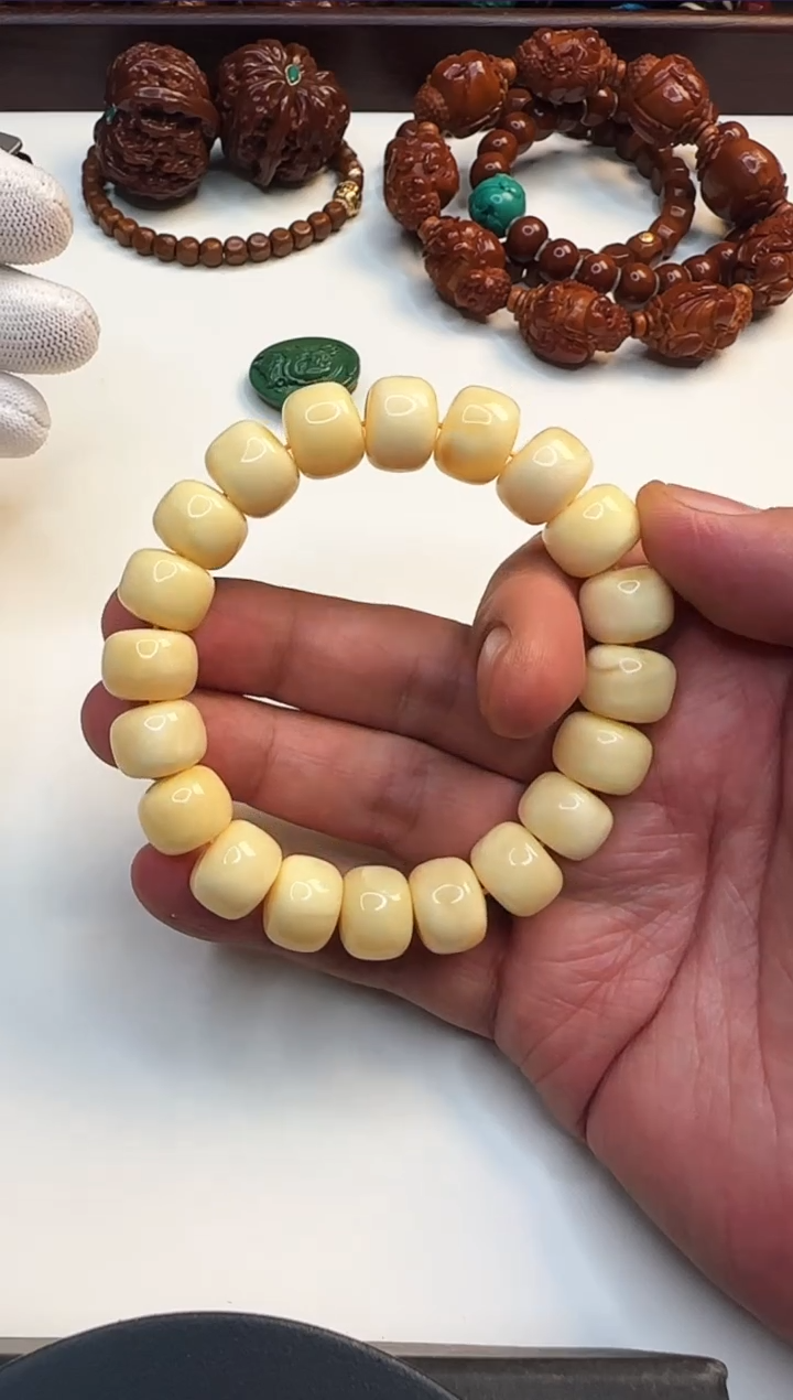 【闪购商品】蜜蜡珠宝奇石未镶嵌258