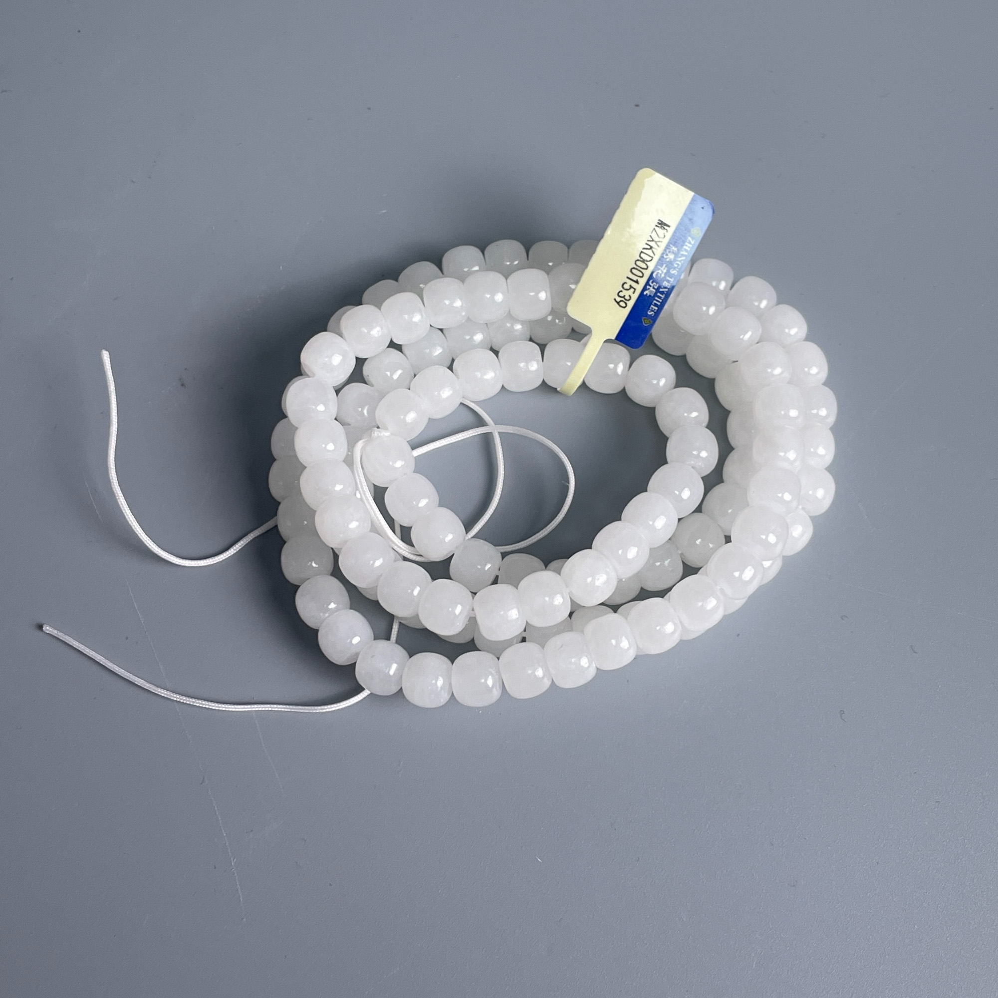 20世纪中期到后期和田白玉老型108珠串M2XKD001539/摆件/绣花张