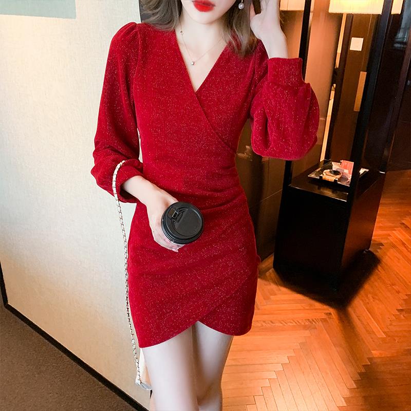 法式红色连衣裙女春秋本命年订婚褶皱高级感小个子显瘦性感包臀裙