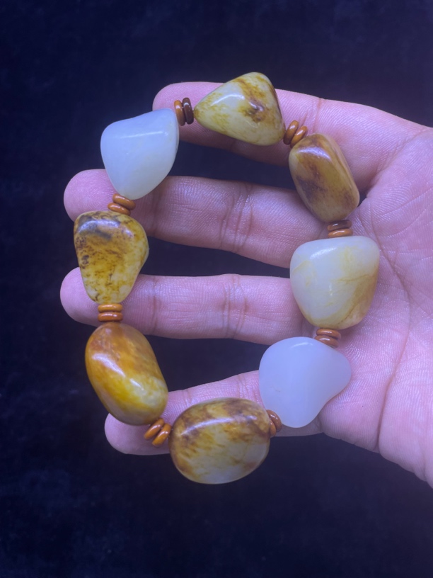 新疆和田玉原石手串111g