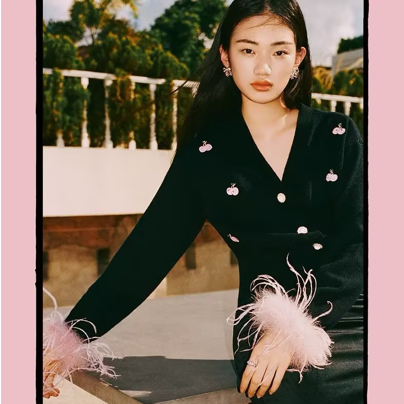MAXRIENY复古长袖套头针织衫甜酷樱桃刺绣收腰修身上衣女