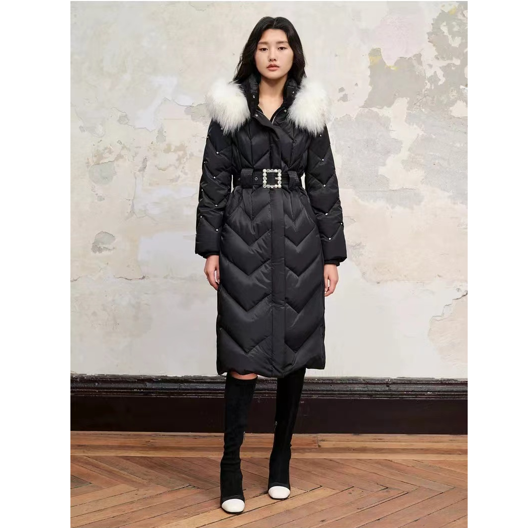 MAXRIENY星钻羽绒服冬款收腰过膝长款貉子毛条领外套