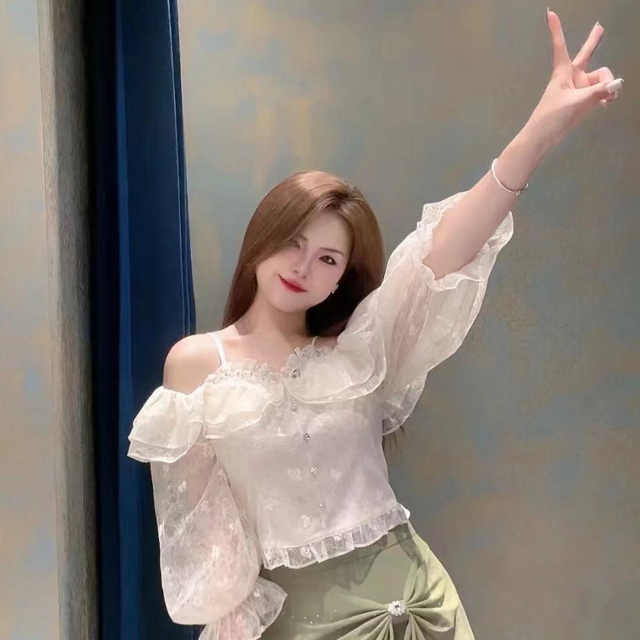 MAXRIENY迎春花系列白色浪漫吊带蕾丝衫上衣女小衫2023春新款