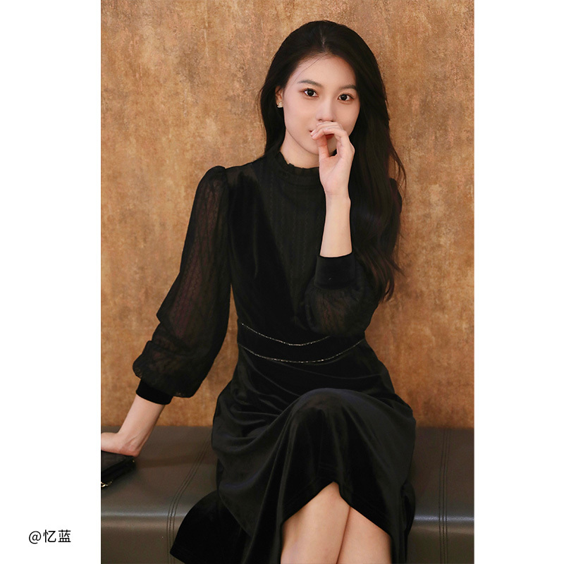 【珂莱蒂尔Koradior】法式丝绒气质时尚收腰优雅连衣裙女KF07727