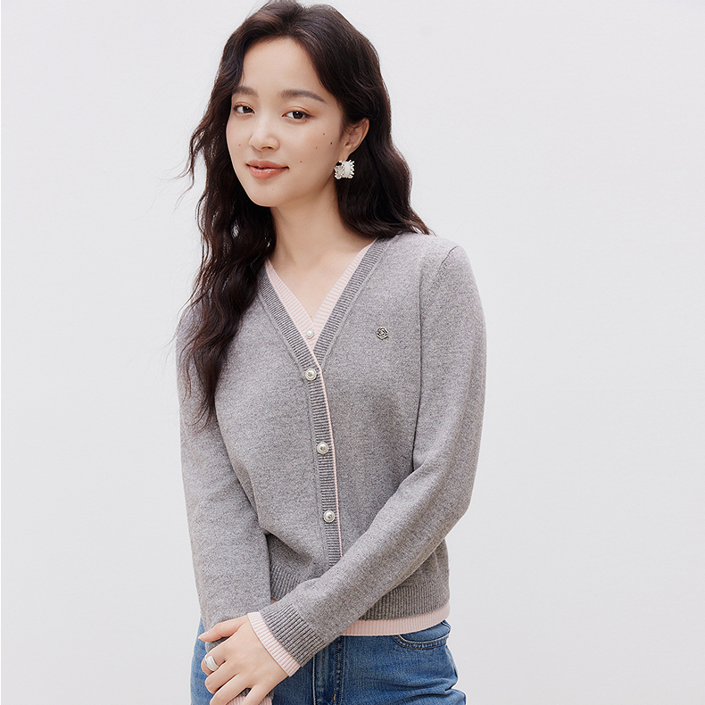 【商场同款新品】欧若智性风25年春新气质短款长袖针织衫KZ03723X1