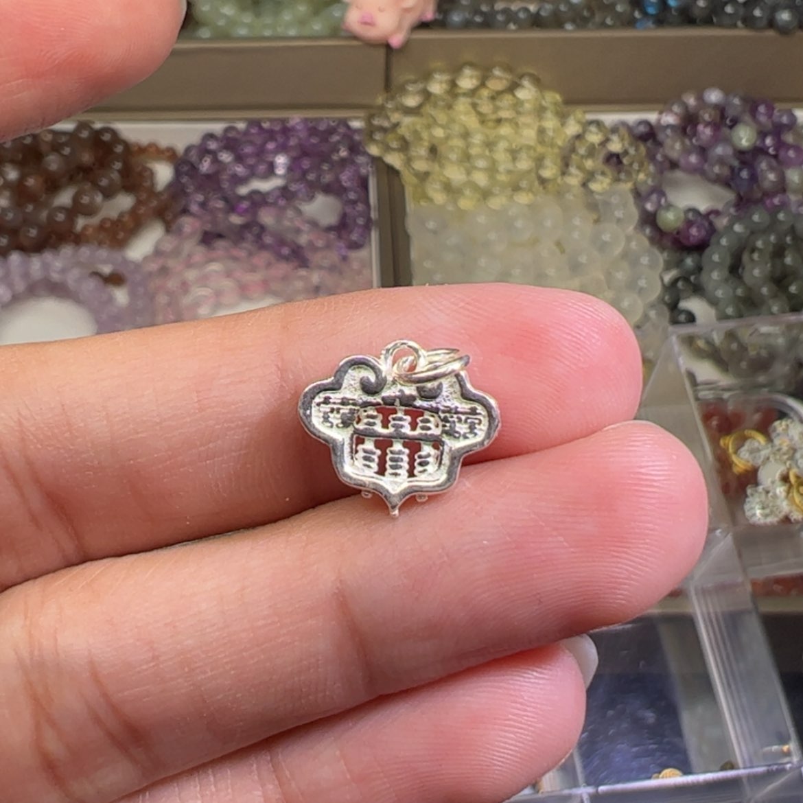 【闪购商品】水晶手链未镶嵌Y***?