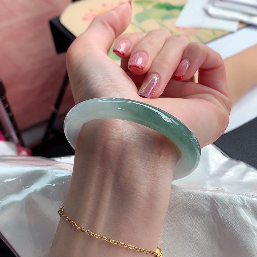 【闪购商品】翡翠手镯未镶嵌51-52