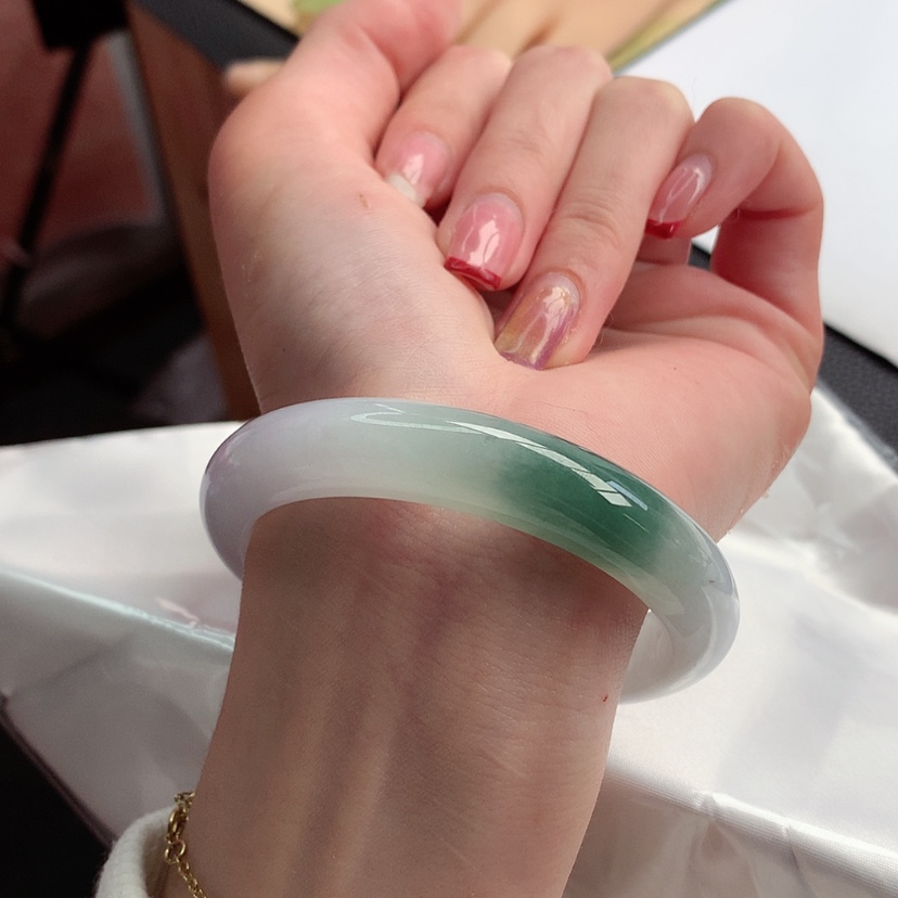 【闪购商品】翡翠手镯未镶嵌54-55