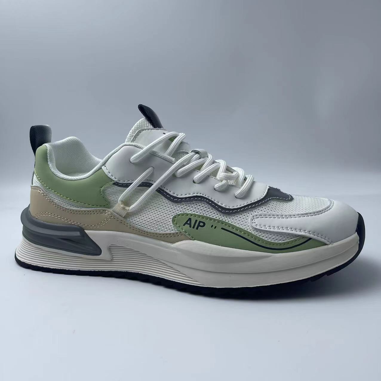 8918米色阿甘男鞋夏季透气网面休闲男士厚底防滑跑步运动老爹潮鞋