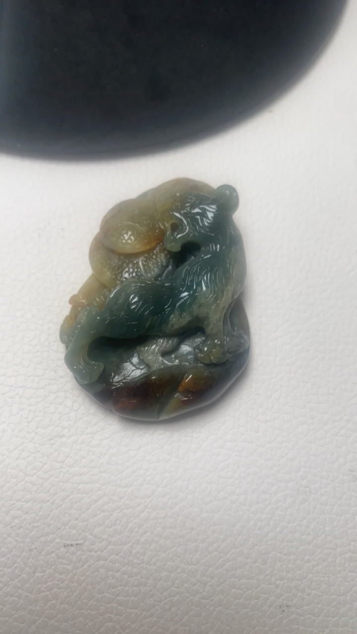 花玉带皮壳老虎，虎虎生威，如虎添翼