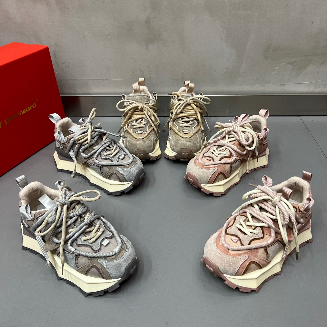 欧洲站网红炸街阿甘鞋女2024春季新款增高厚底百搭运动休闲老爹鞋