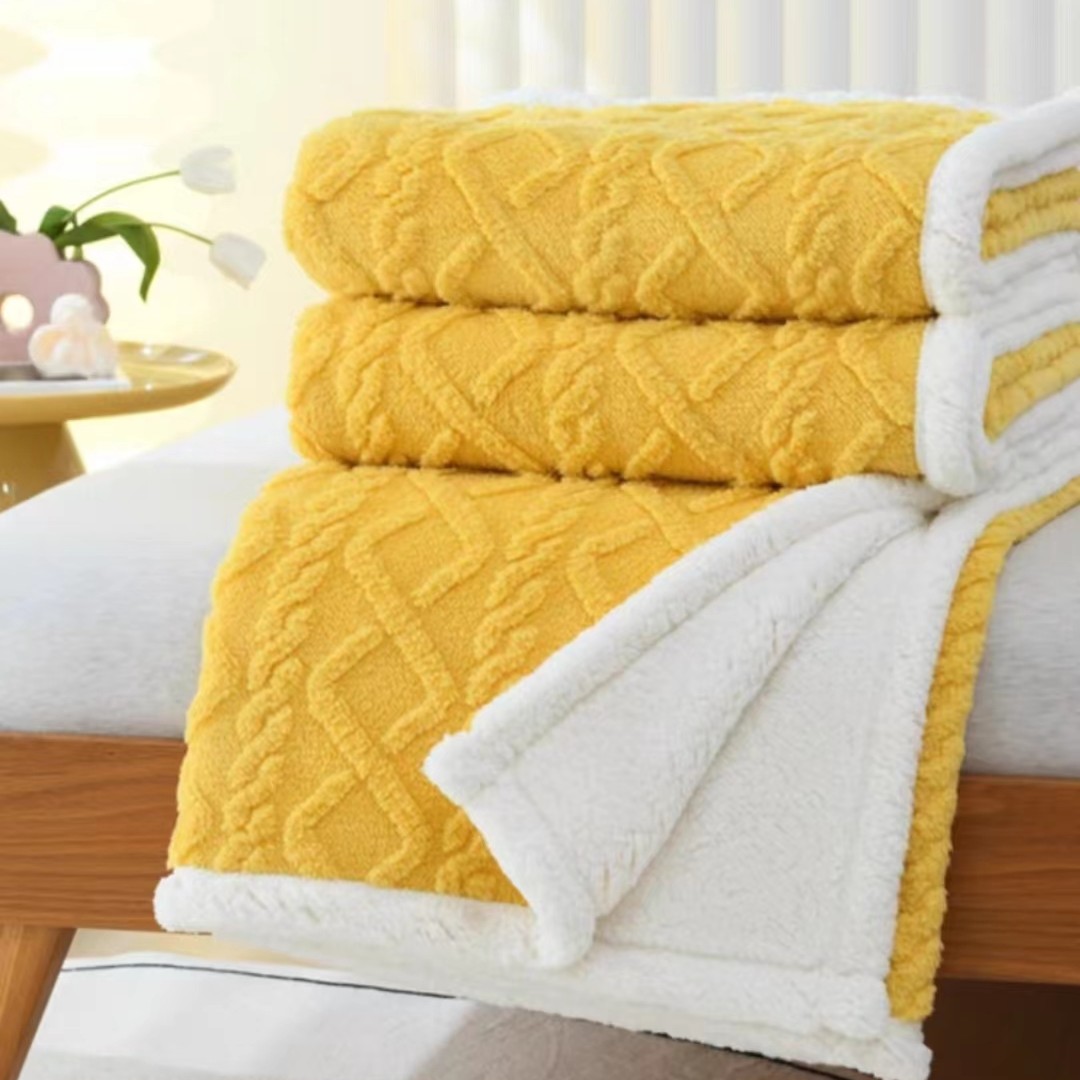 MT 黄色剪花塔芙蓉加羊羔羔双层高克重床单盖毯被子 200*230