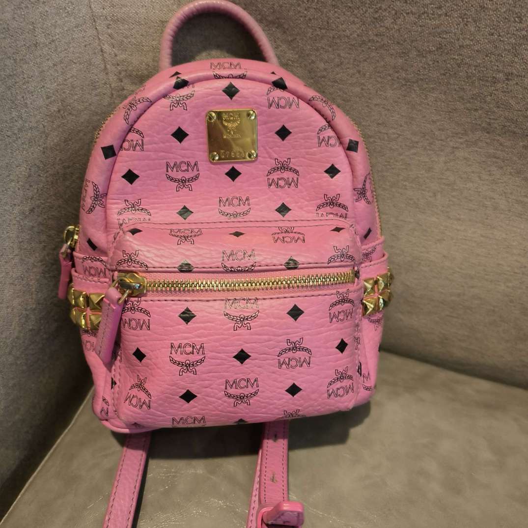 95新 FERRAGAMO/菲拉格慕 MCM粉色双肩背包649 3145