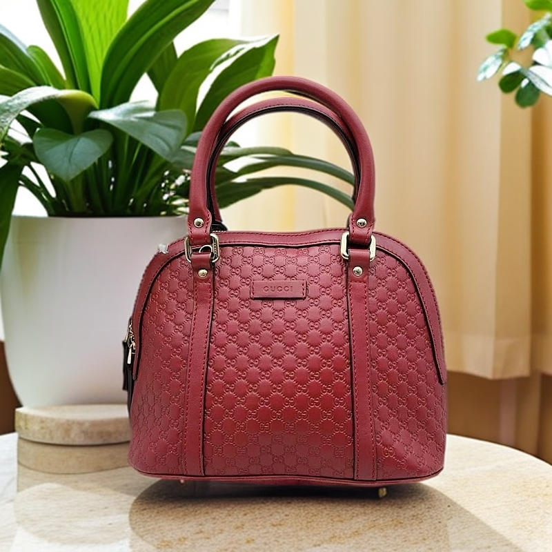 95新 GUCCI/古驰  红色压纹贝壳包 1102 1011