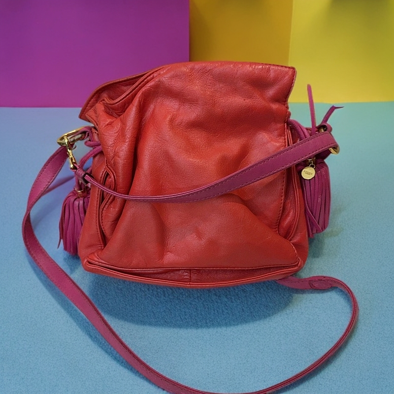 95新 LOEWE/罗意威  红色水桶包 1120 0422
