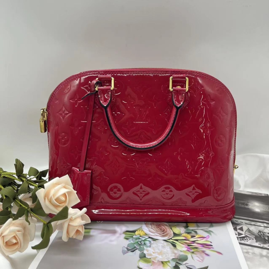 95新 LouisVuitton/路易威登 红色漆皮贝壳645 1755