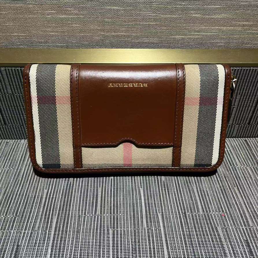 95新 BURBERRY/博柏利 战马格纹钱包653 7664