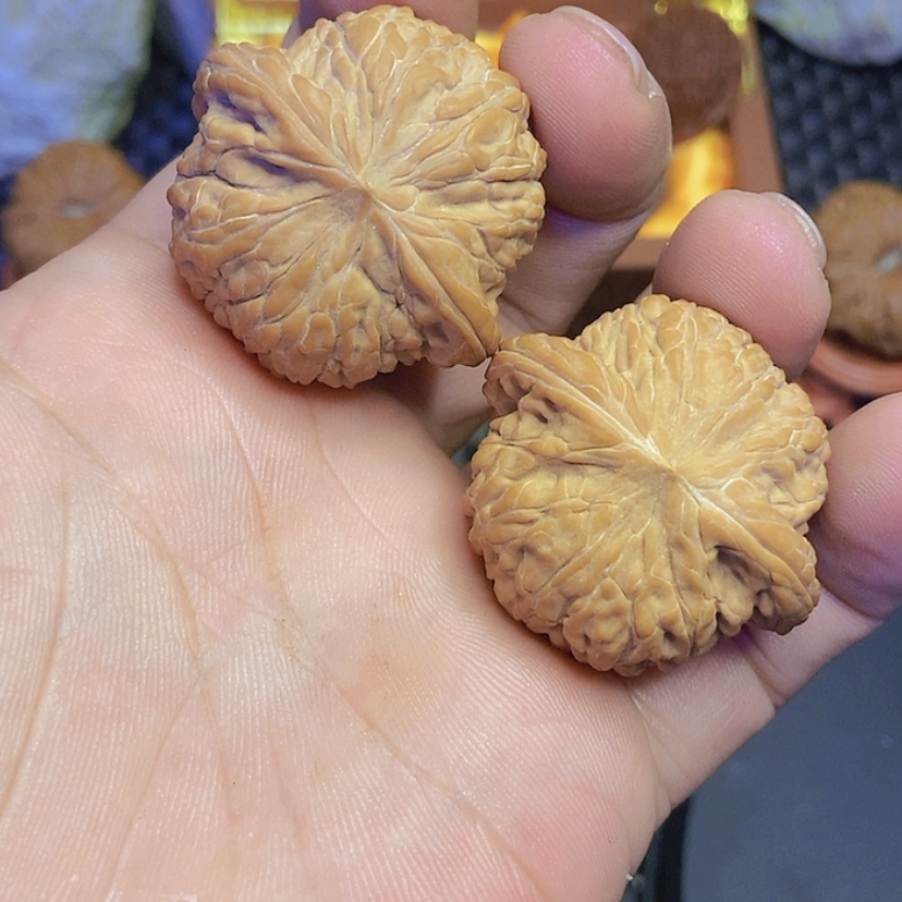 【闪购商品】猴头核桃吊坠用****0