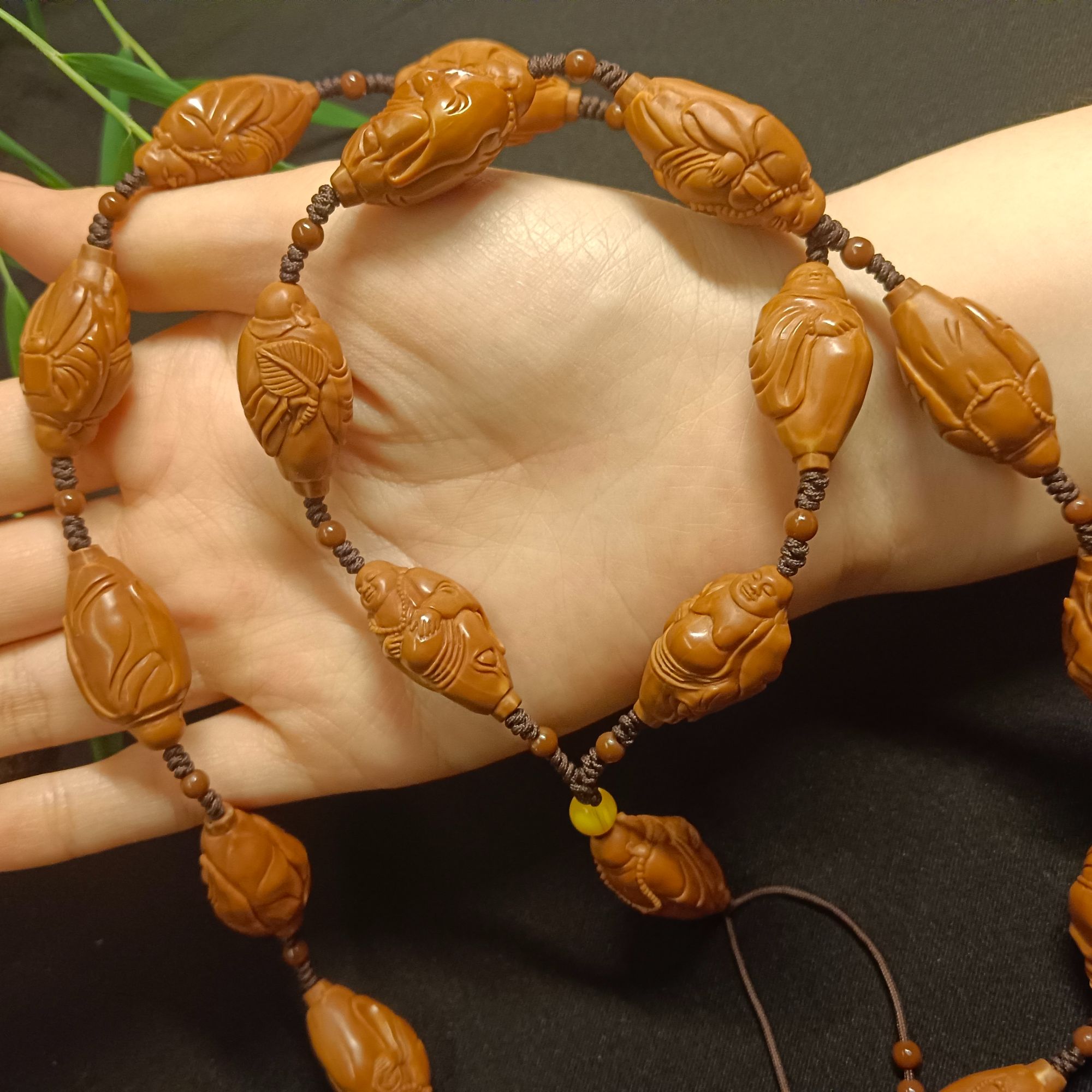 【立身弥勒佛】橄榄核雕长串脖挂手串