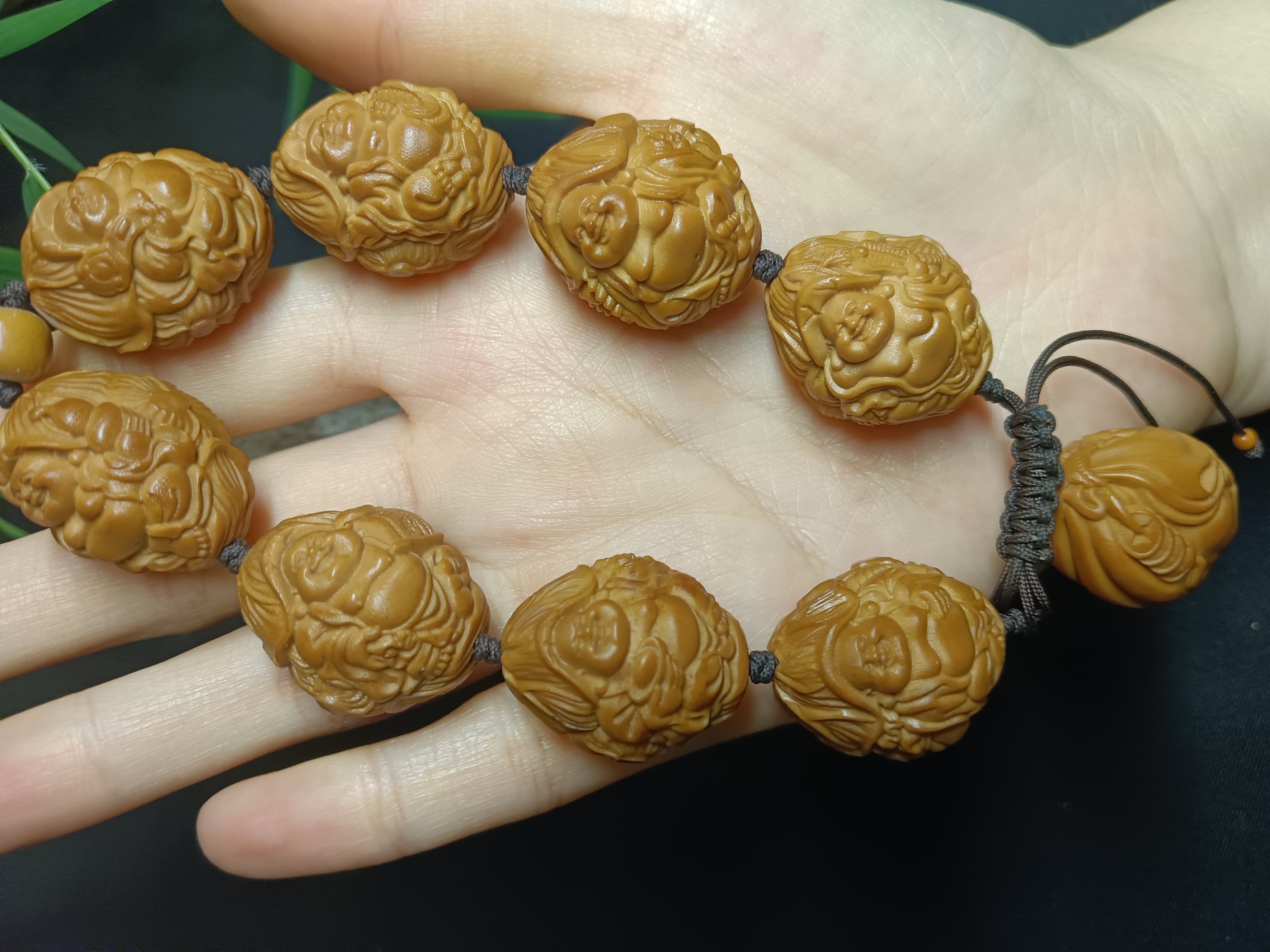 【荷叶弥勒佛】橄榄核雕文玩手串橄榄精雕