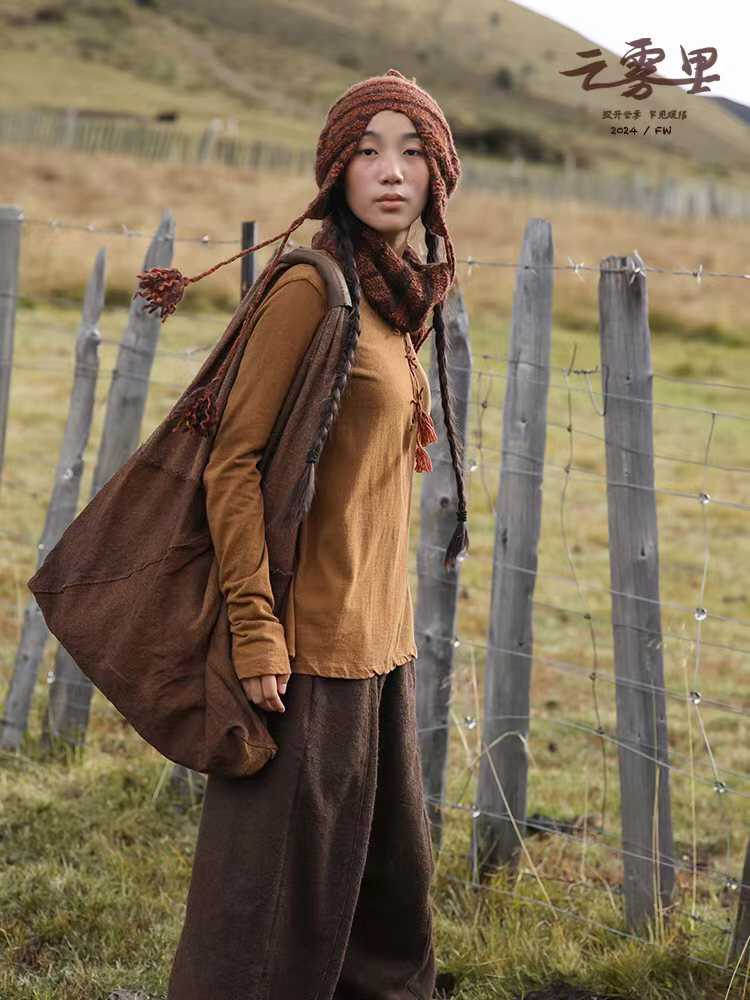 云雾里 原创设计3004复古文艺松弛感随性大气简约的针织长袖T