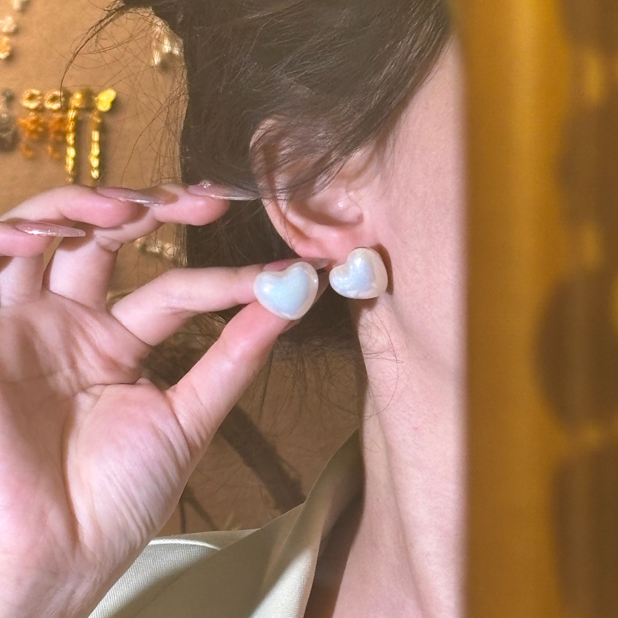 铜合金仿珍珠耳饰 2024新款日韩珍珠耳钉女小众设计感气质秋冬