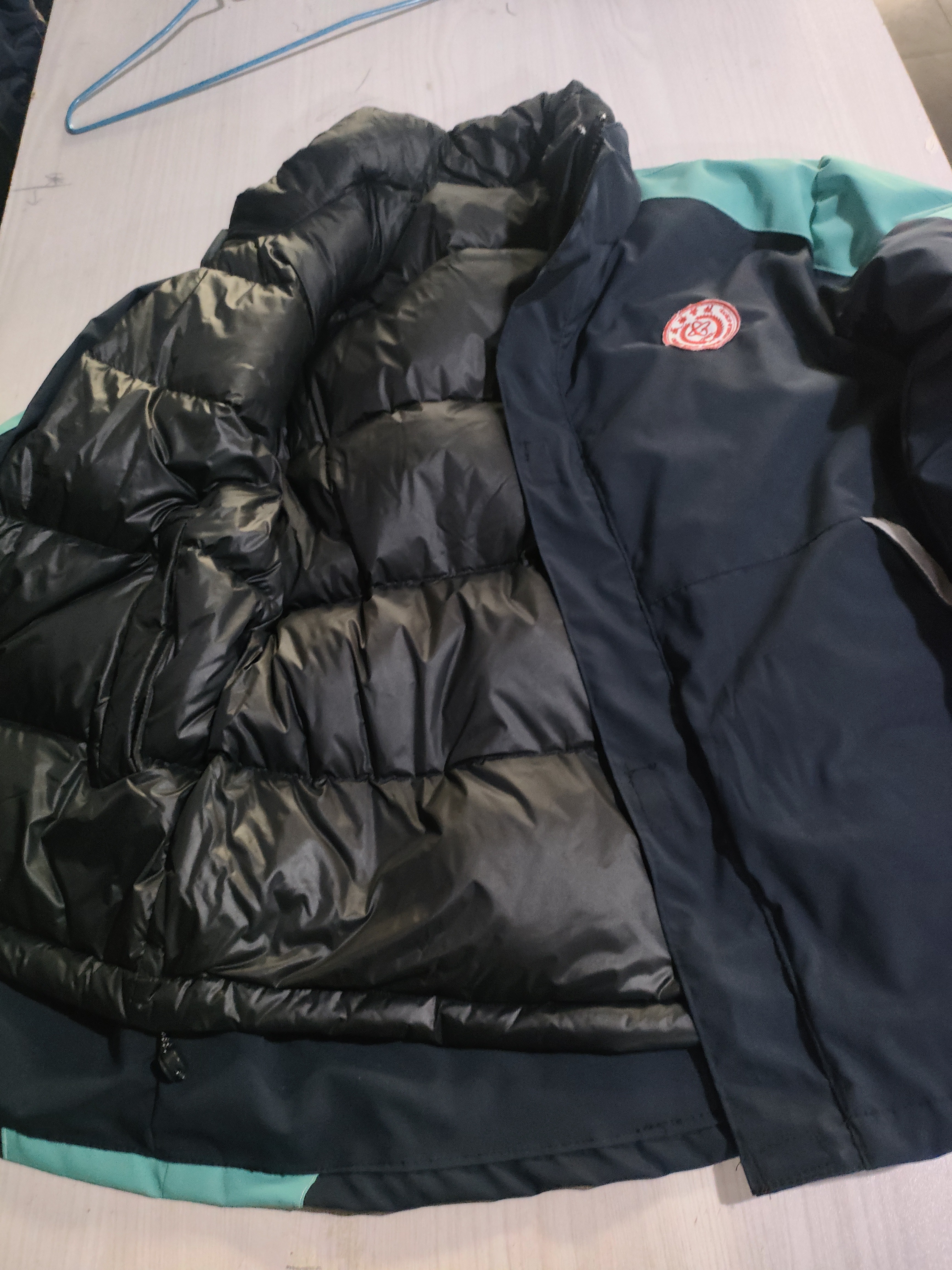 校服内胆6两重含绒90％