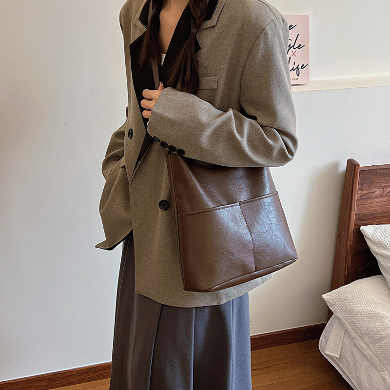 口袋植鞣皮托特包时尚休闲百搭小众ins腋下单肩肩包上班通勤秋冬