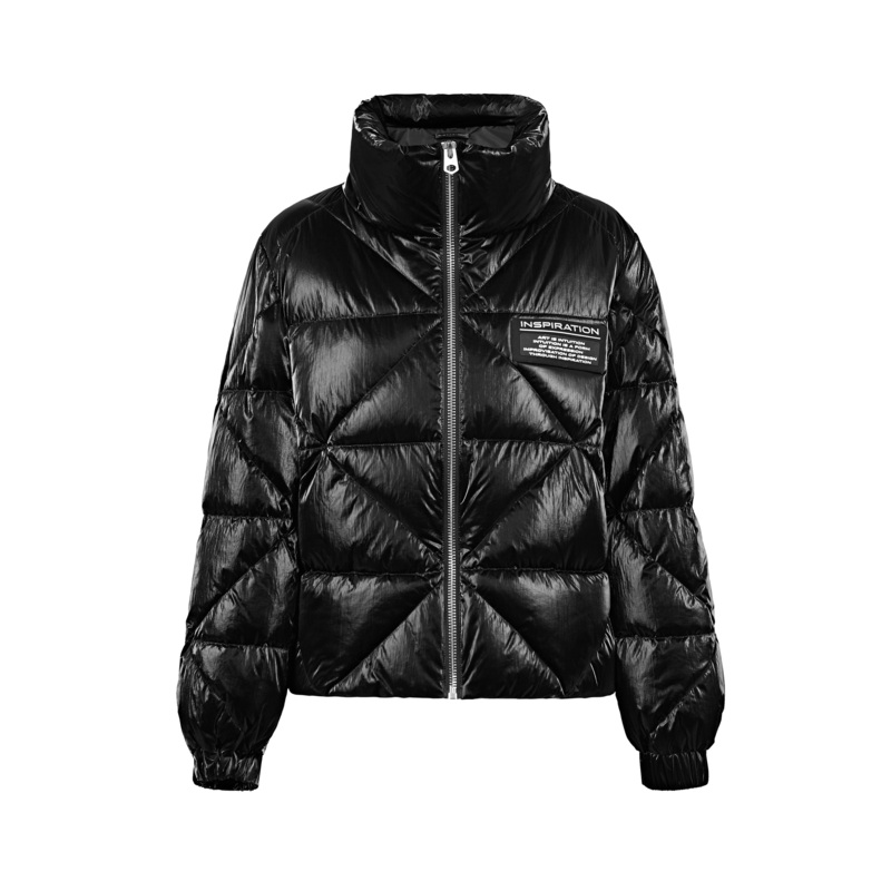 S·DEER圣迪奥女装冬季个性高领撞色字母亮面短款羽绒服S21482408