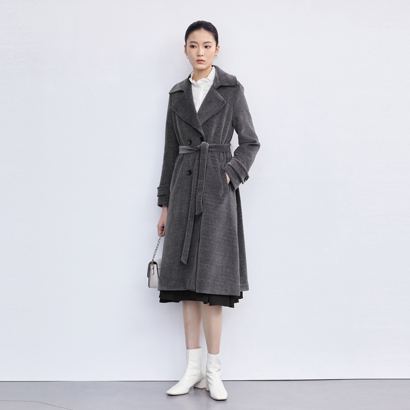 圣迪奥女装正品女装翻领设计师款收腰灯芯绒长款大衣S223Z1861