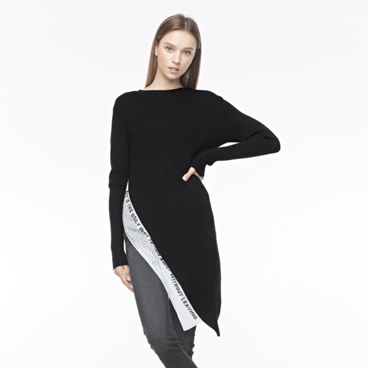 S·DEER圣迪奥女装冬季罗纹圆领撞色字母不规则针织衫S194835G8