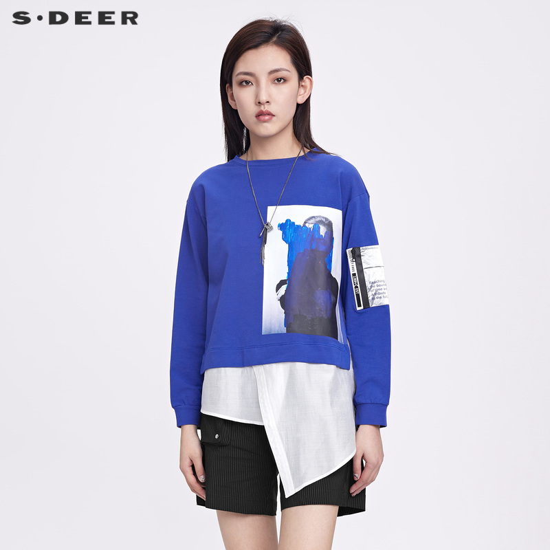 S·DEER圣迪奥时尚女装百搭休闲字母胶印拼接不规则卫衣S22182210