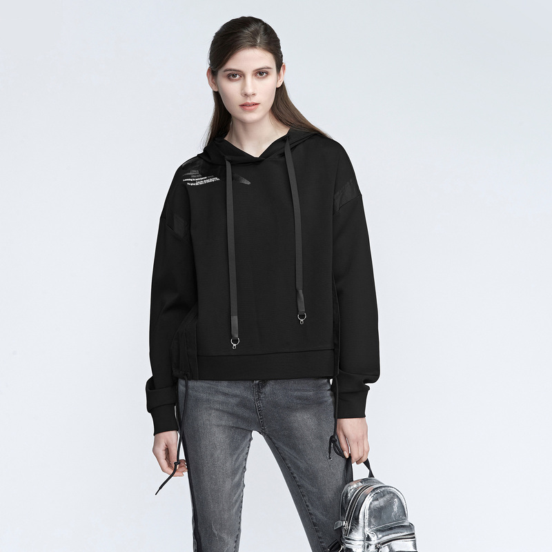 S·DEER圣迪奥女装时尚个性连帽字母拼接短款卫衣外套S21182203