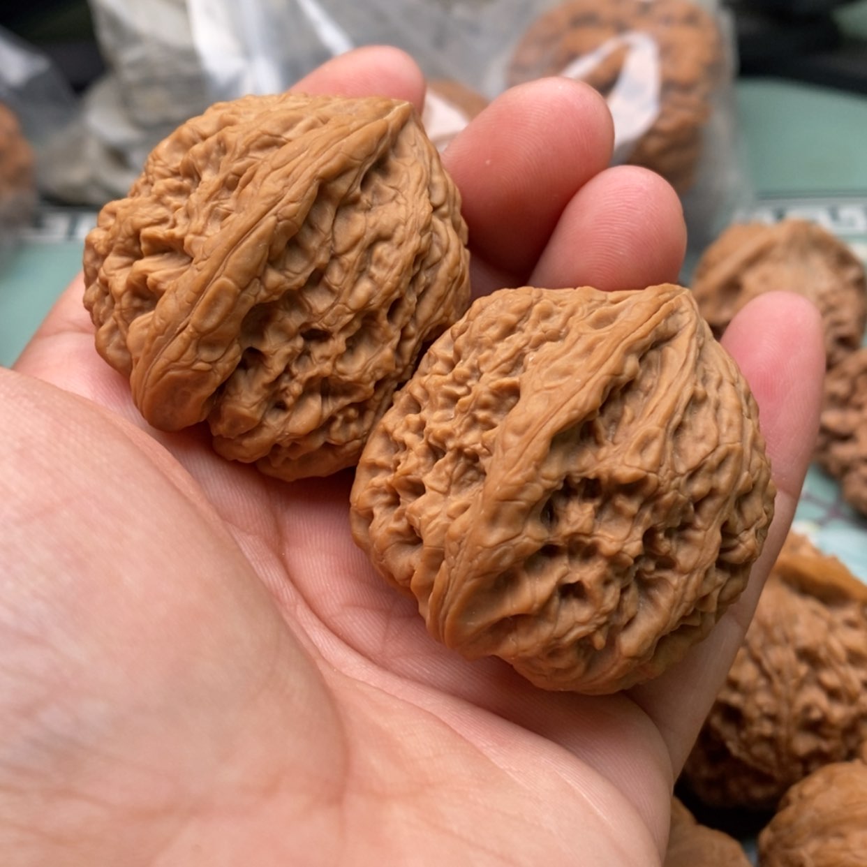 【闪购商品】文玩核桃把件坐****时