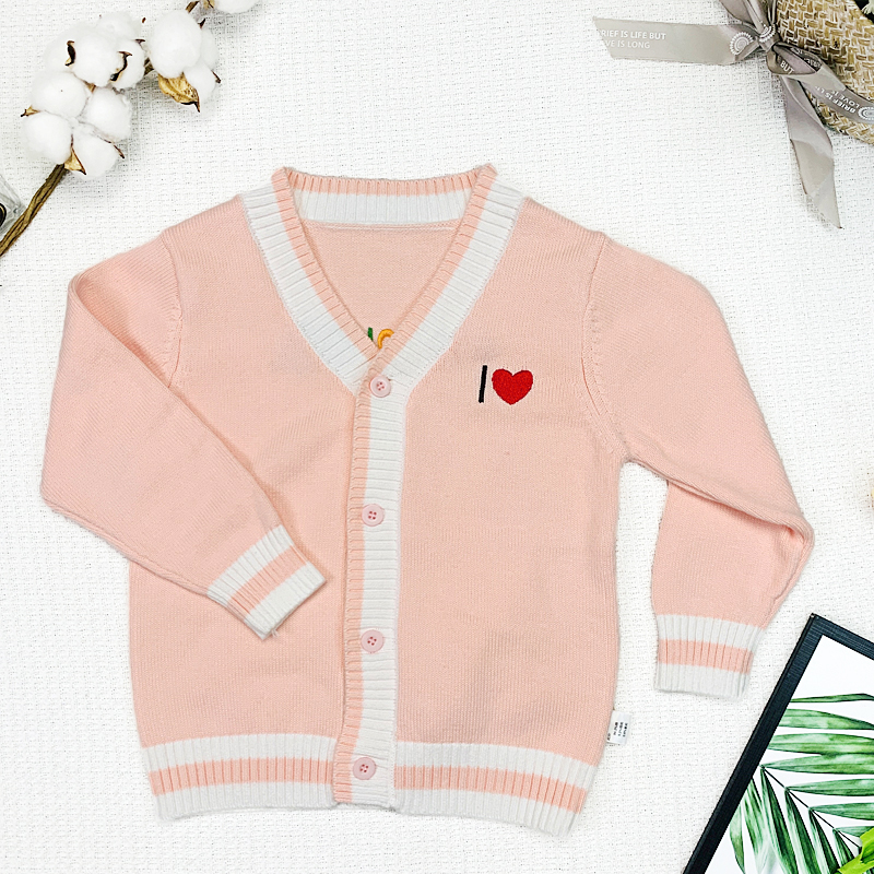 @儿童上衣长袖男女中小童爱心刺绣V领开衫J4512360