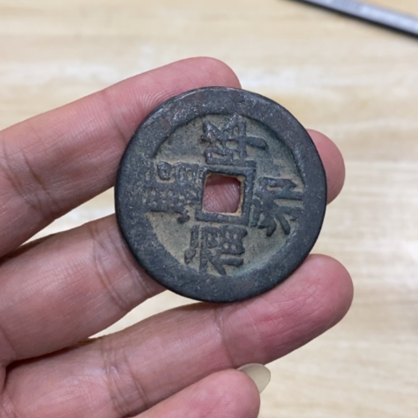 【闪购商品】陶瓷艺术鯨*
