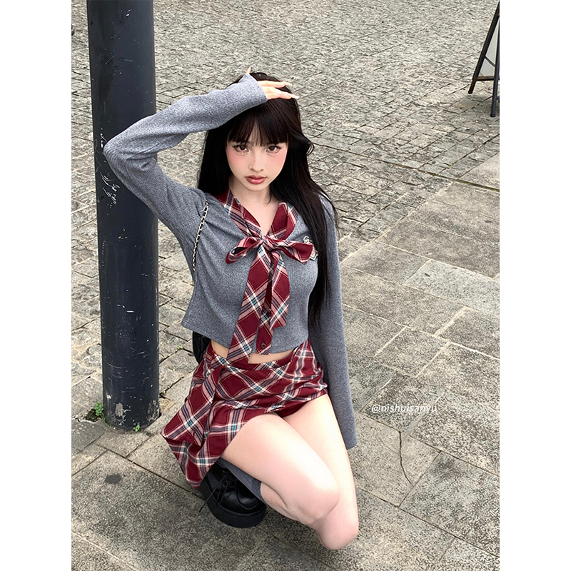 溺水三鱼【猫本女高】初秋甜辣针织格子拼接开衫半裙套装两件套