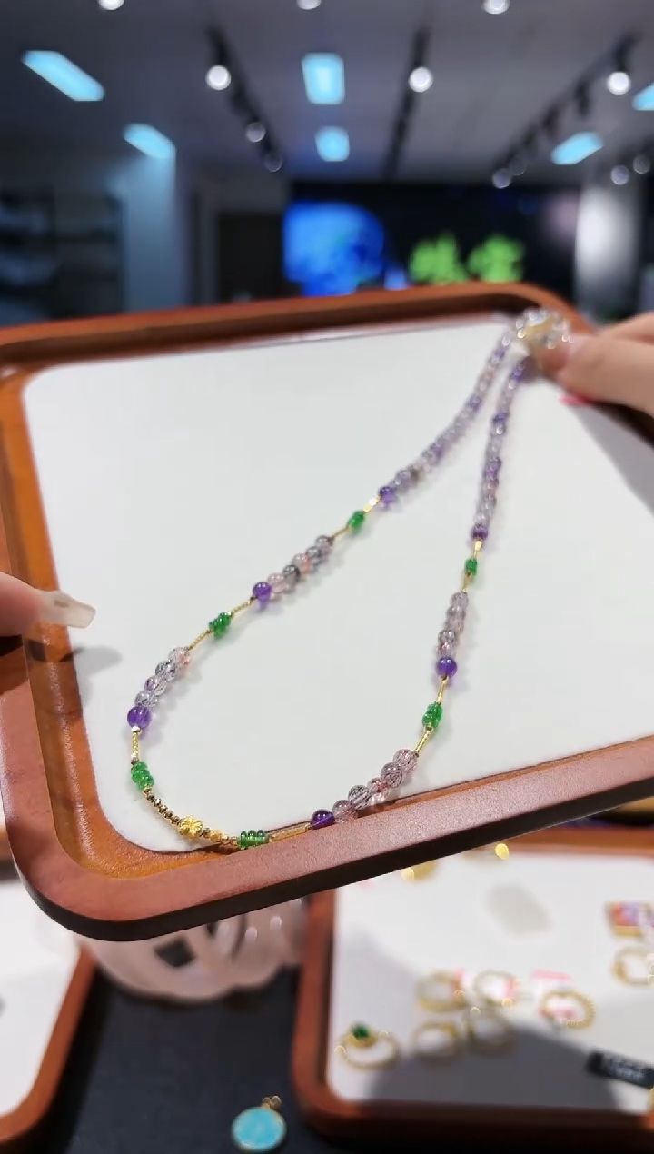 【闪购商品】水晶颈饰18K金镶嵌超七18k金项链