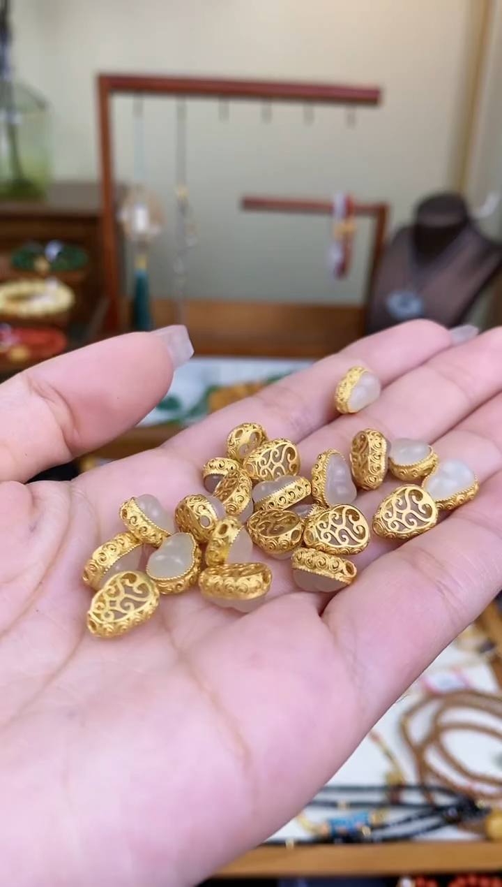 【闪购商品】和田玉吊坠(不含链)未镶嵌葫芦一个
