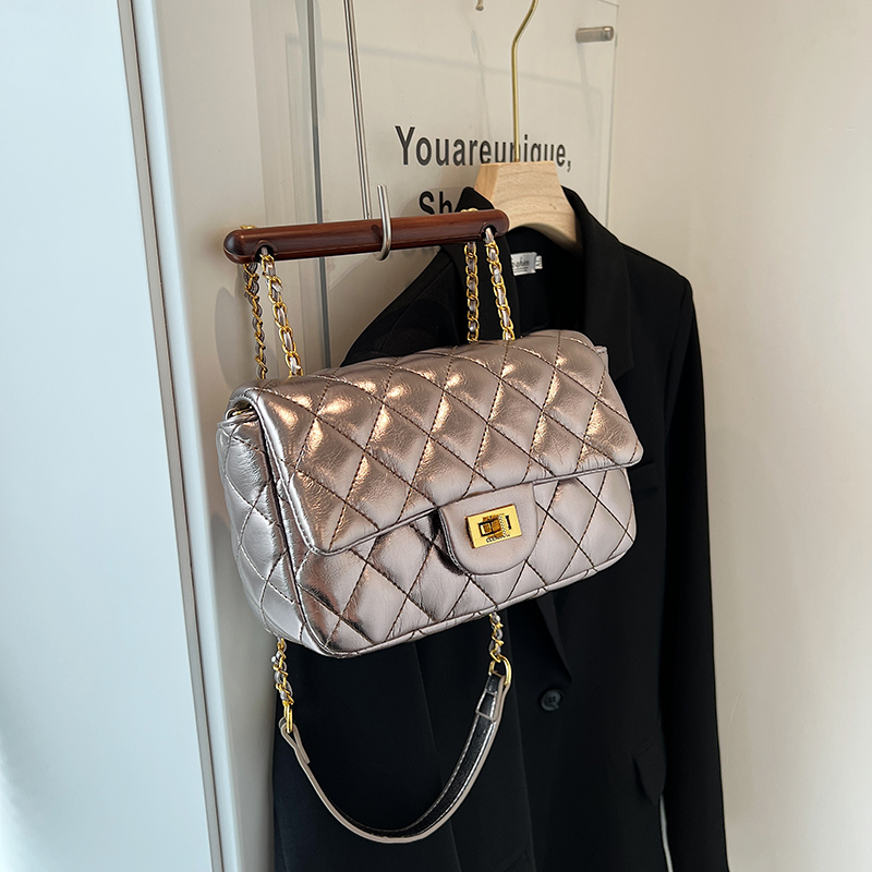 菱格链条小方包女士2024新款潮时尚优雅手提包百搭轻奢单肩斜挎包