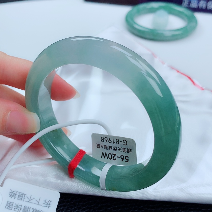 【闪购商品】翡翠手镯未镶嵌