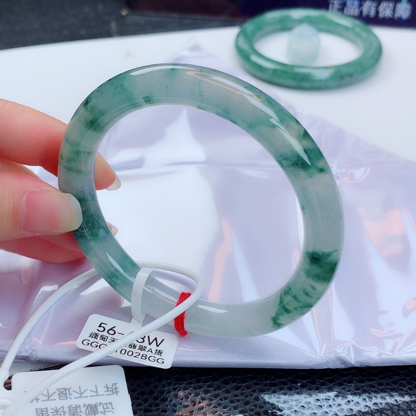 【闪购商品】翡翠手镯未镶嵌