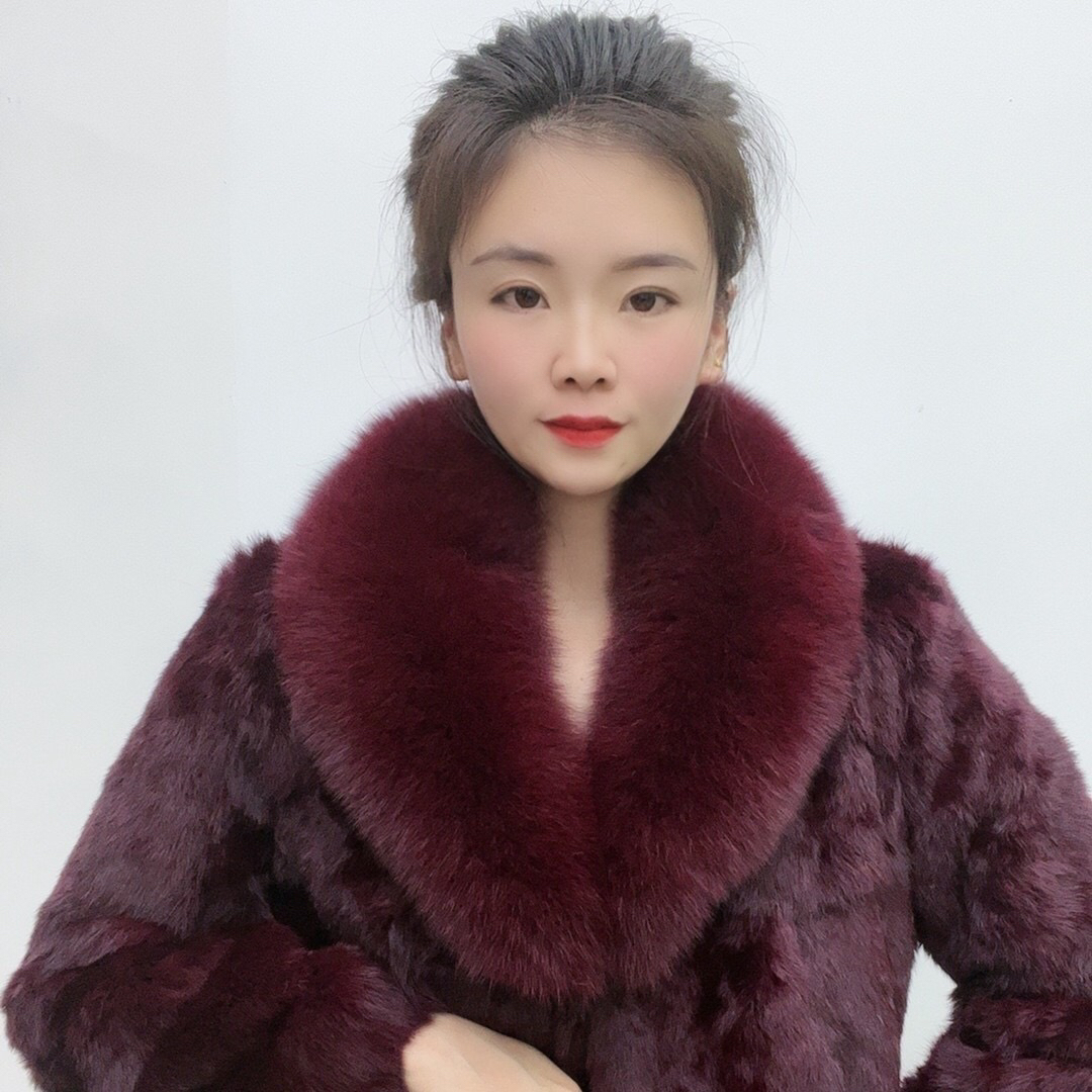 爆款时尚高端女装冬季保暖外套