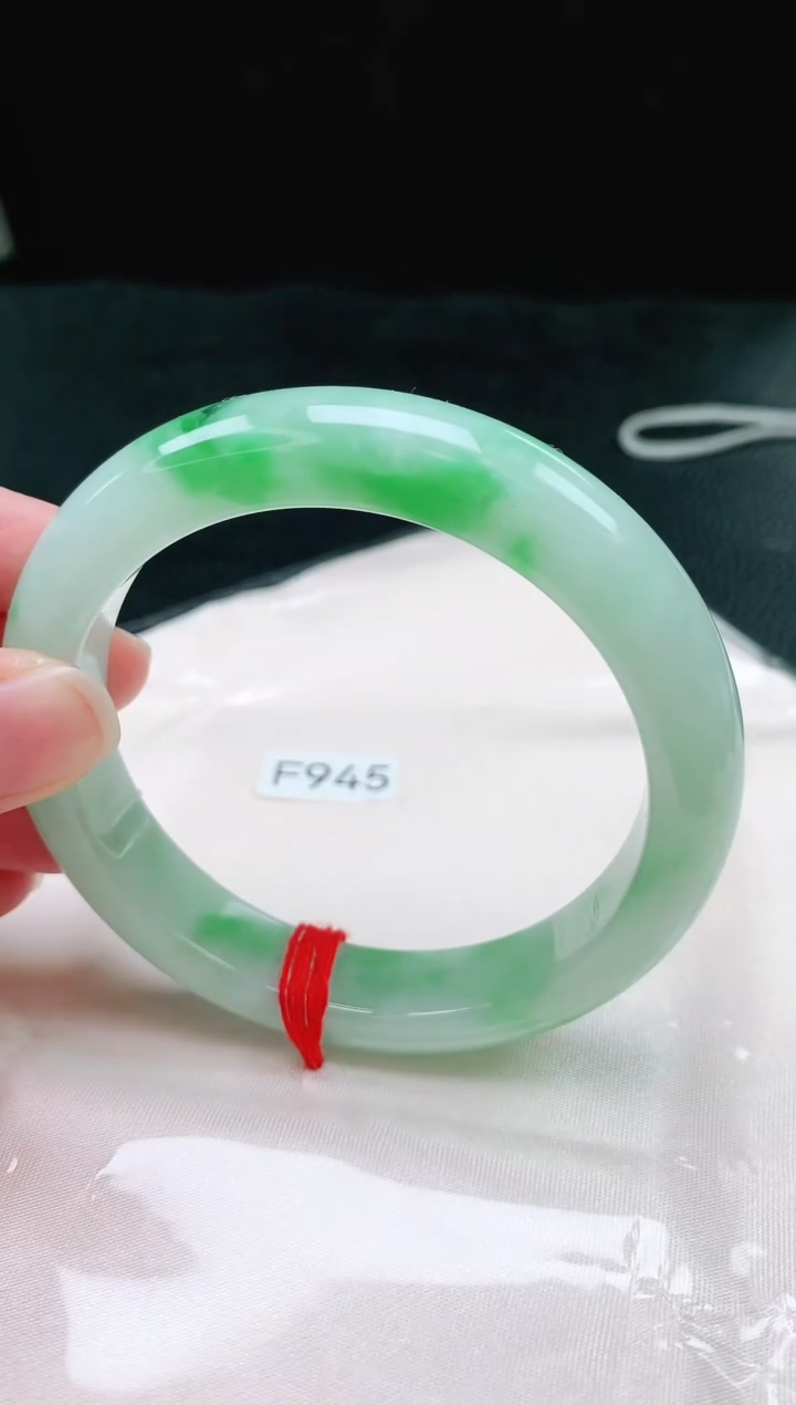 【闪购商品】翡翠手镯未镶嵌缅甸天然A货翡翠手镯